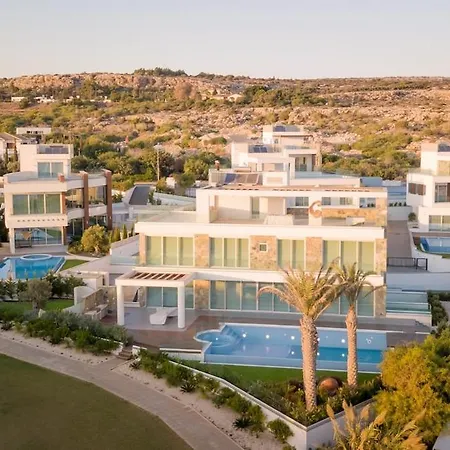 Beachfront Luxury Idania * Agia Napa